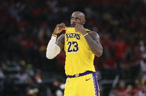 鏖战45分钟感觉好吗？詹姆斯：才怪！一点也不好 但这就是季后赛