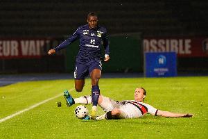 法媒：美因茨、科隆、沙尔克有意法丙第戎的22岁边卫迪亚洛