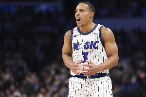 三分9中7！贝恩18中9高效砍下25分7板 正负值+9