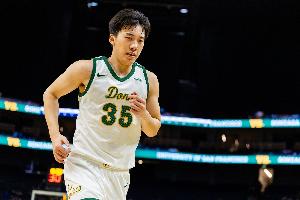 王俊杰转校至麻省大学！媒体人：相信他会得到好的承诺&更多时间