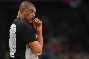 NBA官方：托尼兄弟担任森林狼场次主裁 马克·戴维斯吹罚76人场次