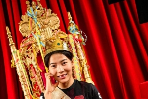 沈梦露24岁生日勒沃库森俱乐部送祝福：带着健康的身体重新启程