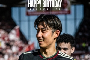 拜仁官方祝伊藤洋辉27岁生日快乐：衷心向他送上美好的生日祝福