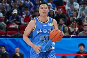 翟晓川：上午训练拖堂了 大家一起讨论如何限制广东在上线的远投