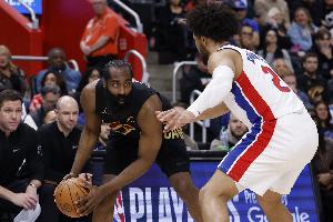 气炸！Skip倒戈：米切尔打铁&哈登失误活塞这都能输 骑士六场晋级