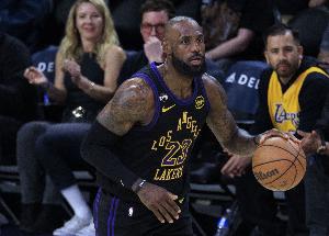 铁林：NBA现在顶薪都干到七千万了 那詹姆斯至少也得4000万吧